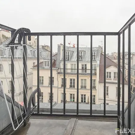 Apartment Near The Louvre In The Historic Center Of *